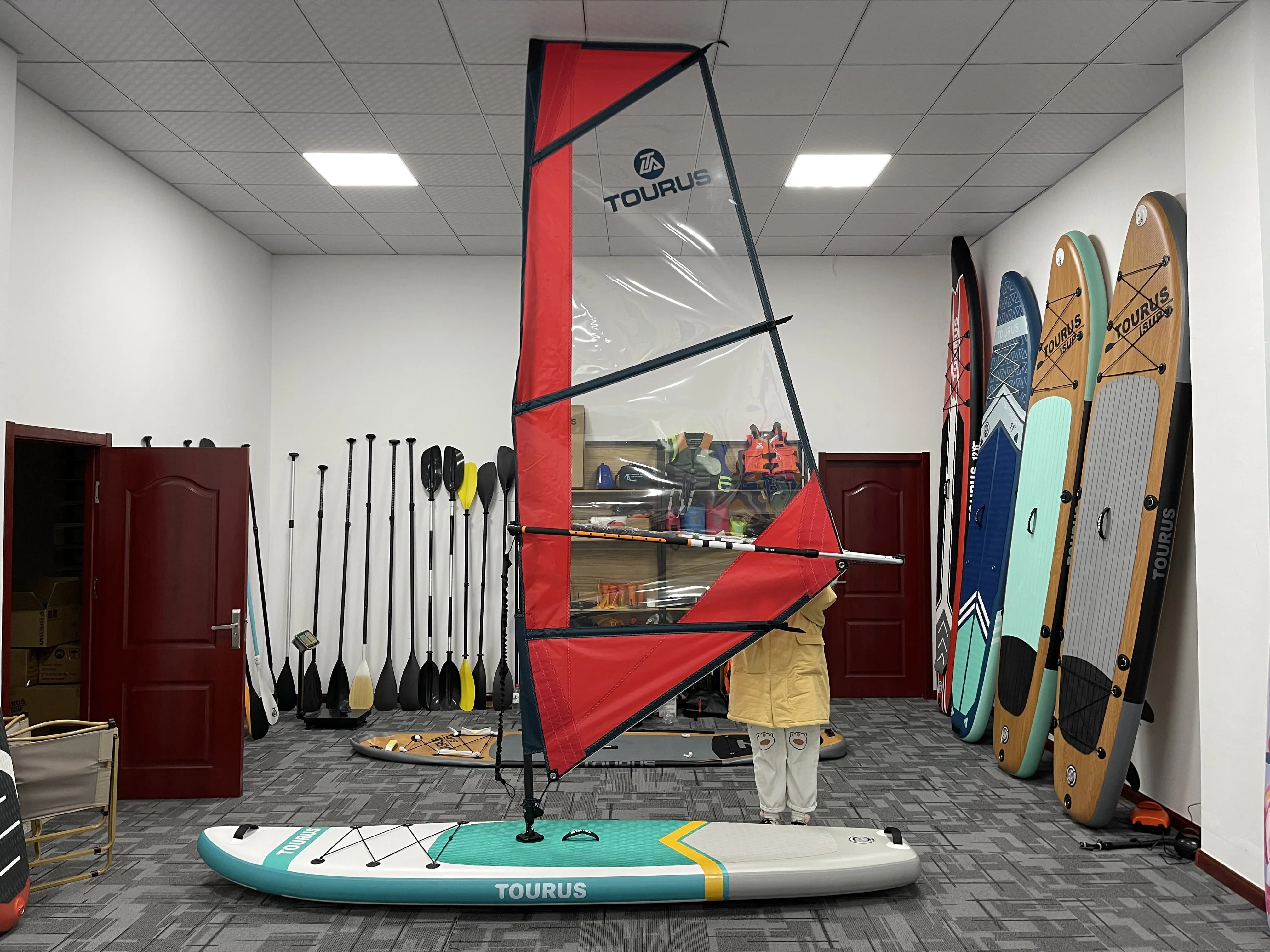 Profession elles Windsurf Allround Paddle Board aufblasbares Surfbrett Windsurfen sup Segeln auf dem Meer für Sportler oder technische Spieler