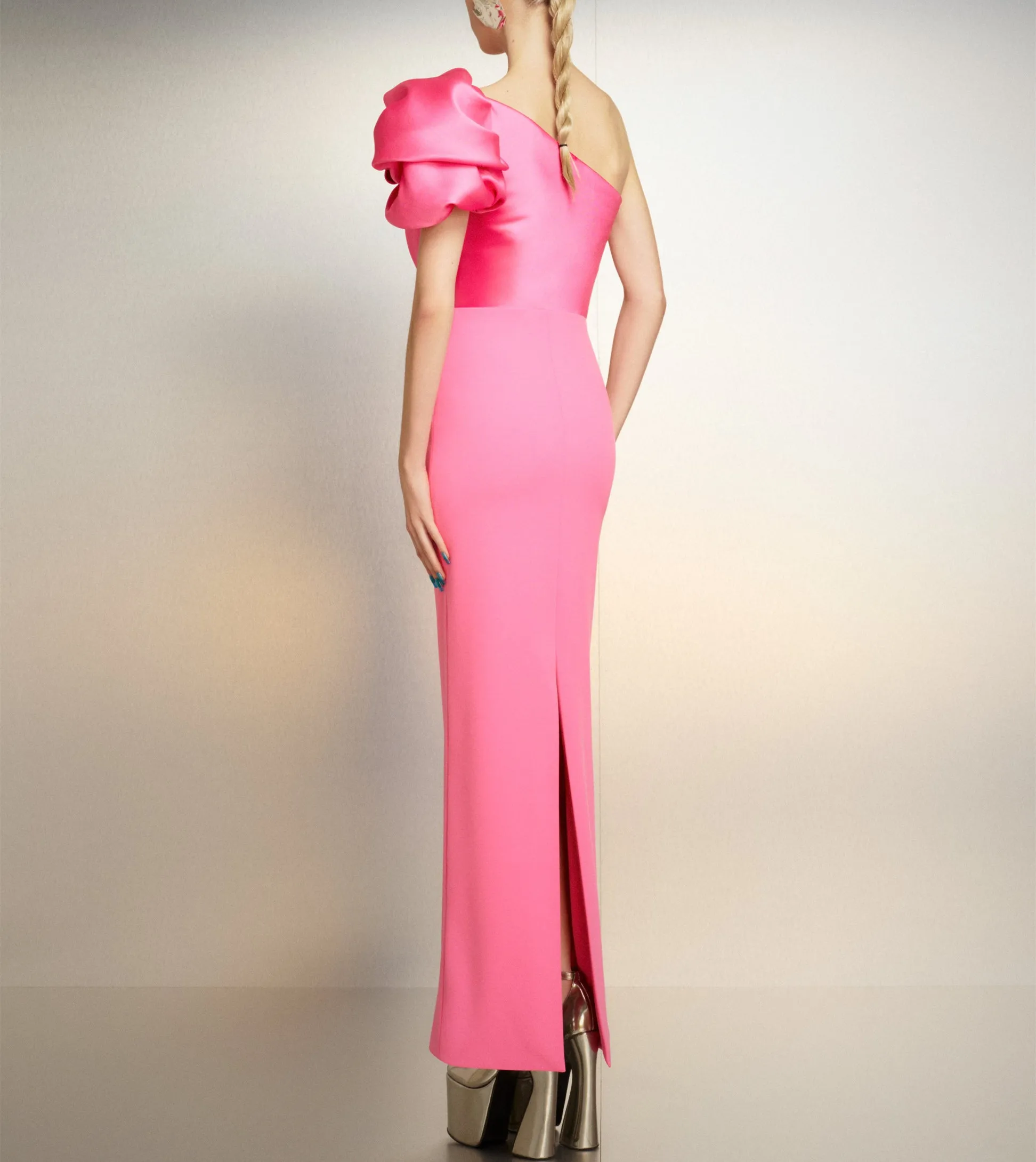 Aangepaste korte roze crêpe avondjurken met split/boog één schouder enkellange watteau trein bruiloftsgastjurk voor dames