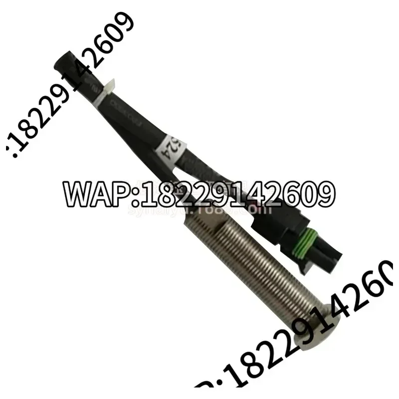 Applicable to Chongqing for Cummins engine parts KTA19 speed sensor 3039524