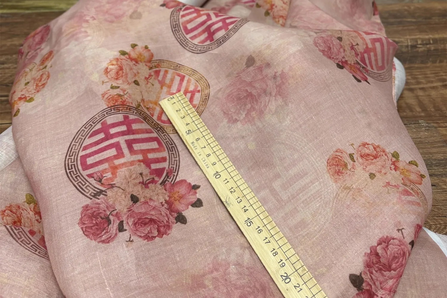 

1yard high quality pure ramie fabric Vintage Chinese style print tela dress shirt bag cheongsam fabric for clothing