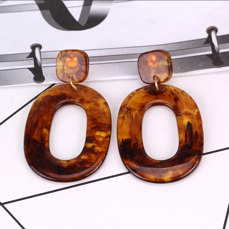 أقراط وأقراط شخصية وعصرية، أقراط هندسية أكريليك عصرية وشعبية، مشابك أذن