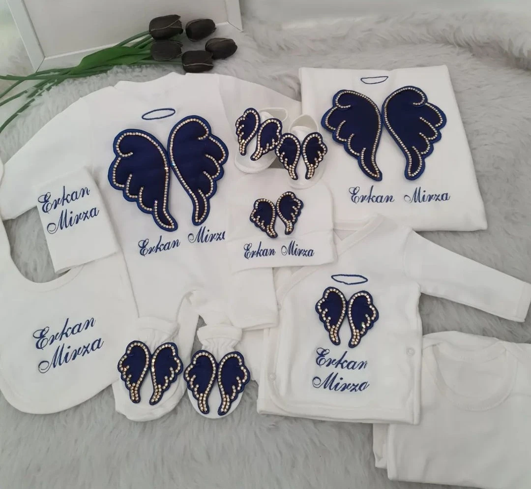 Dollbling 10pcs Wings Outfits Any Name Personalized Sweetwood Embroidery Gift Set Baby Pajamas Hat Welcome Home Ceremonial dress