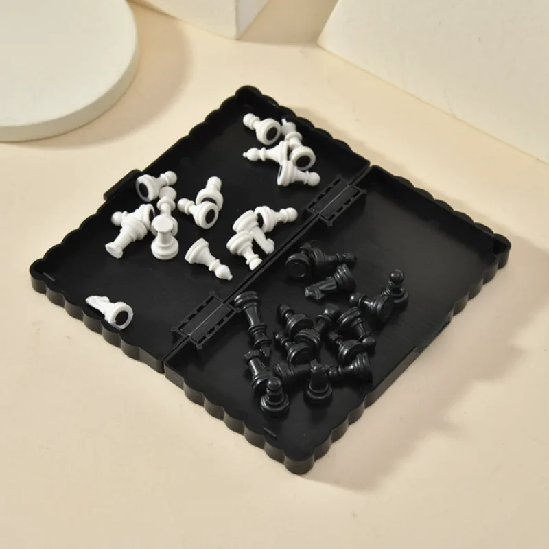

Foldable Magnetic International Chess Travel Pocket Size Educational Desktop Game Gift for Children