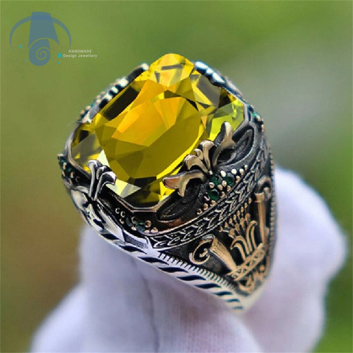 Vintage Retro Mens High End Bold Statement Finger Ring Luxury for Banquet Party Unique Masculine Chic Classic Grand Jewelry Gift