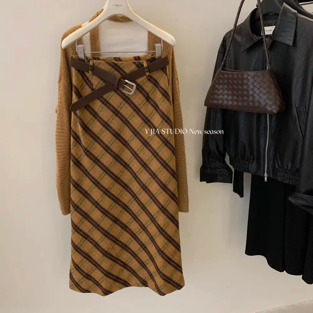 المرأة الخريف الشتاء الصوف والمزيج منقوشة تنورة طويلة سيدة خمر عالية الخصر ضئيلة ألف خط تنورة