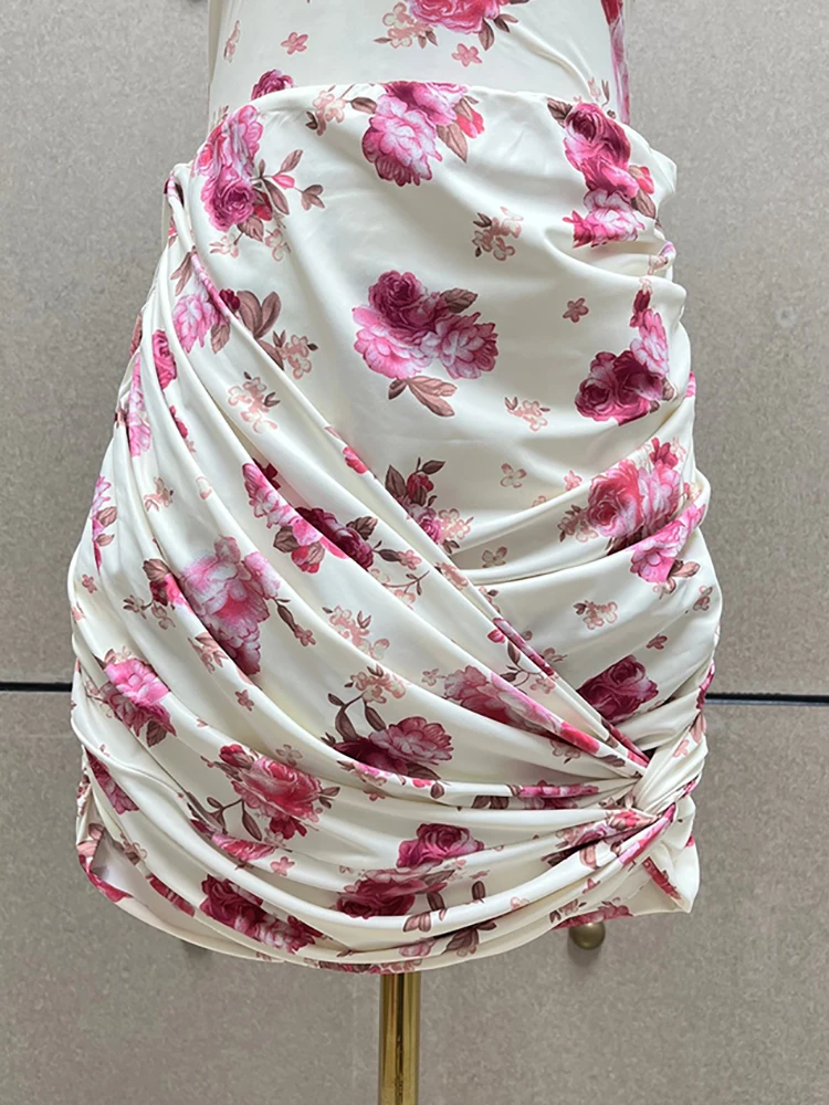 Damska kwiatowa mini spódniczka bodycon, satynowa marszczona spódnica kopertowa, imprezowa, klubowa, na wieczór, dopasowana, z wysokim stanem, z nadrukiem, krótka spódnica dla kobiet. — 2