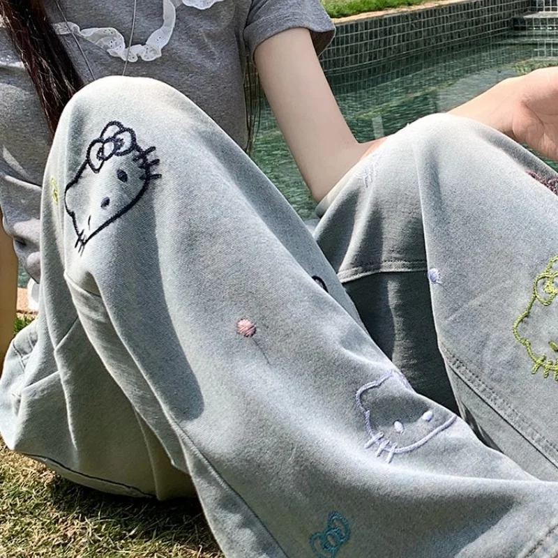 سانريو مرحبا كيتي أنيمي الجينز بنطلون للنساء صيف 2025 جديد الكورية موضة عالية الخصر مستقيم الرجعية عادية الدينيم السراويل