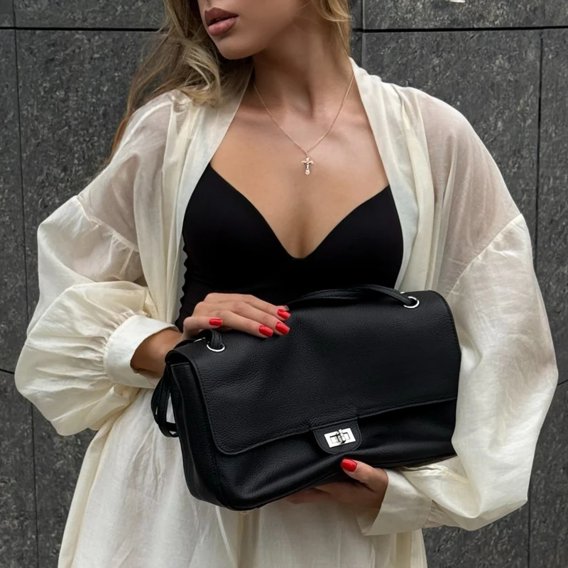2026 Women's Luxury Leather Handbag Large Capacity Soft Wear-Resistant Trendy Travel Bag High-End Texture Simple Design
