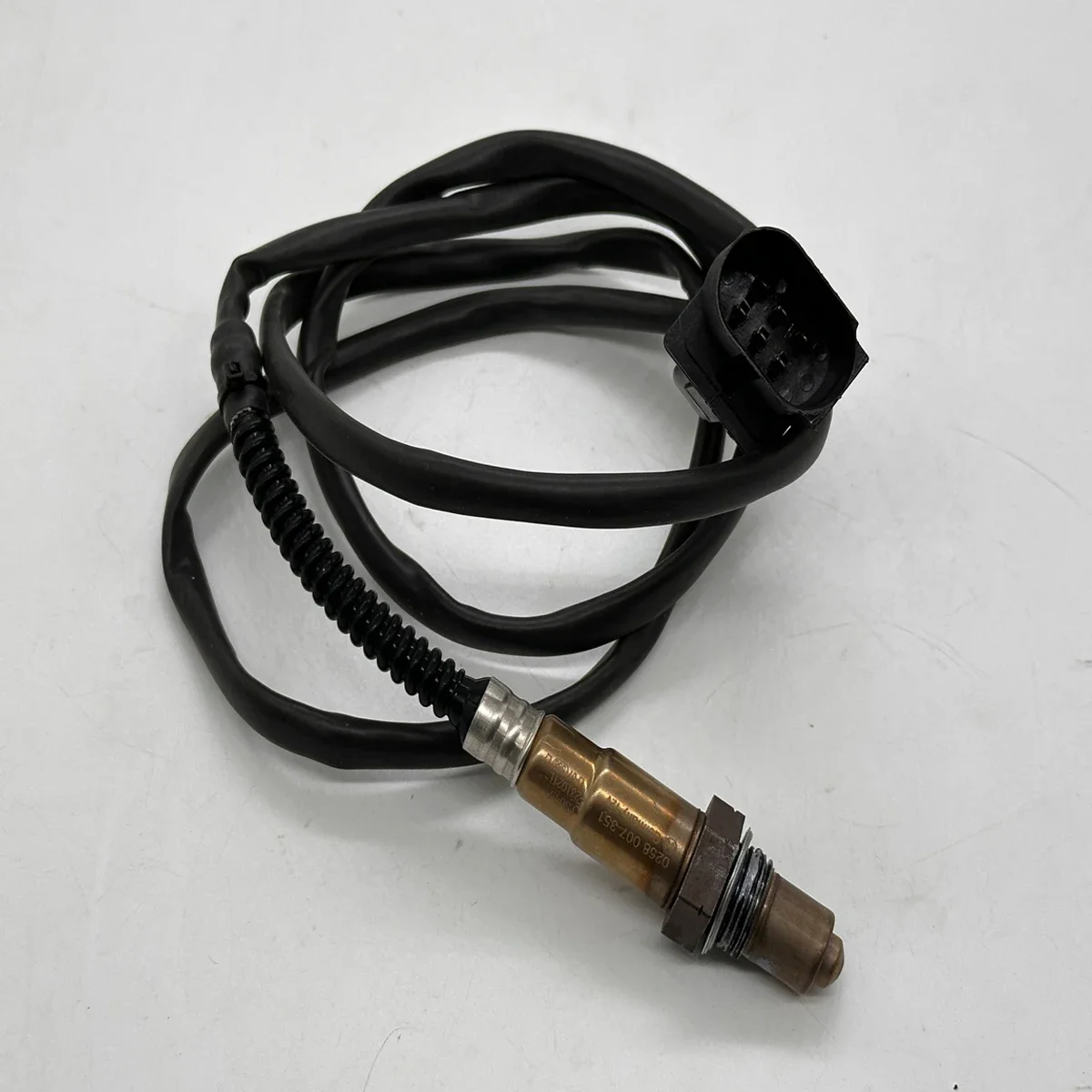 

For B OSCH 0258007351 Box Lambda Oxygen Sensor For Skoda 99-05 VW jie da 1.8L-L4 Part No# 0 258 007 351 1K0998262D