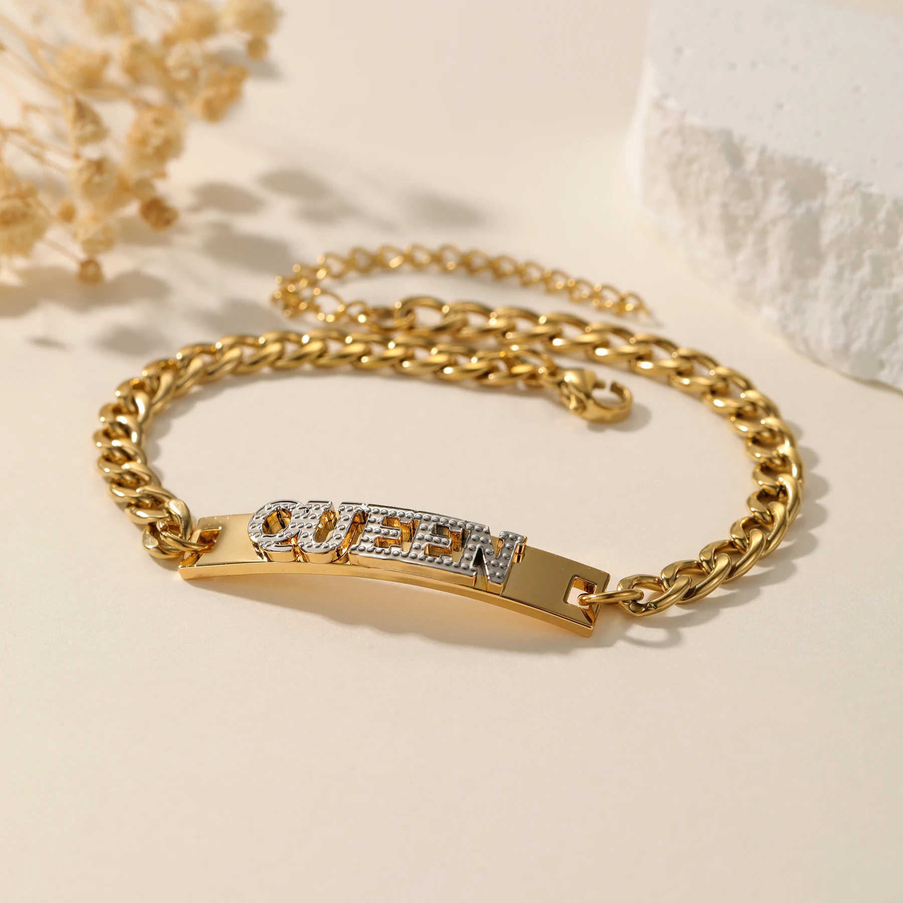 

Personalized Two-color Name Bracelet Customized Letter Horizontal Bracelet Stainless steel 18K gold-plated Jewelry Gift For Men