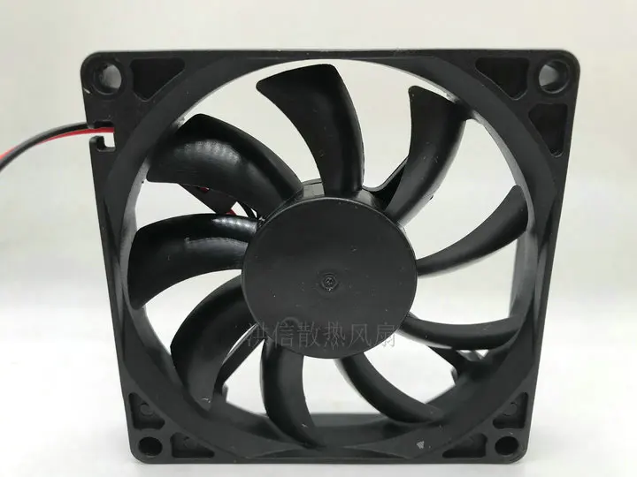 

JAMICON JF0815S1UR-R DC 12V 0.34A 80x80x15mm 2-Wire 80mm Cooling Fan