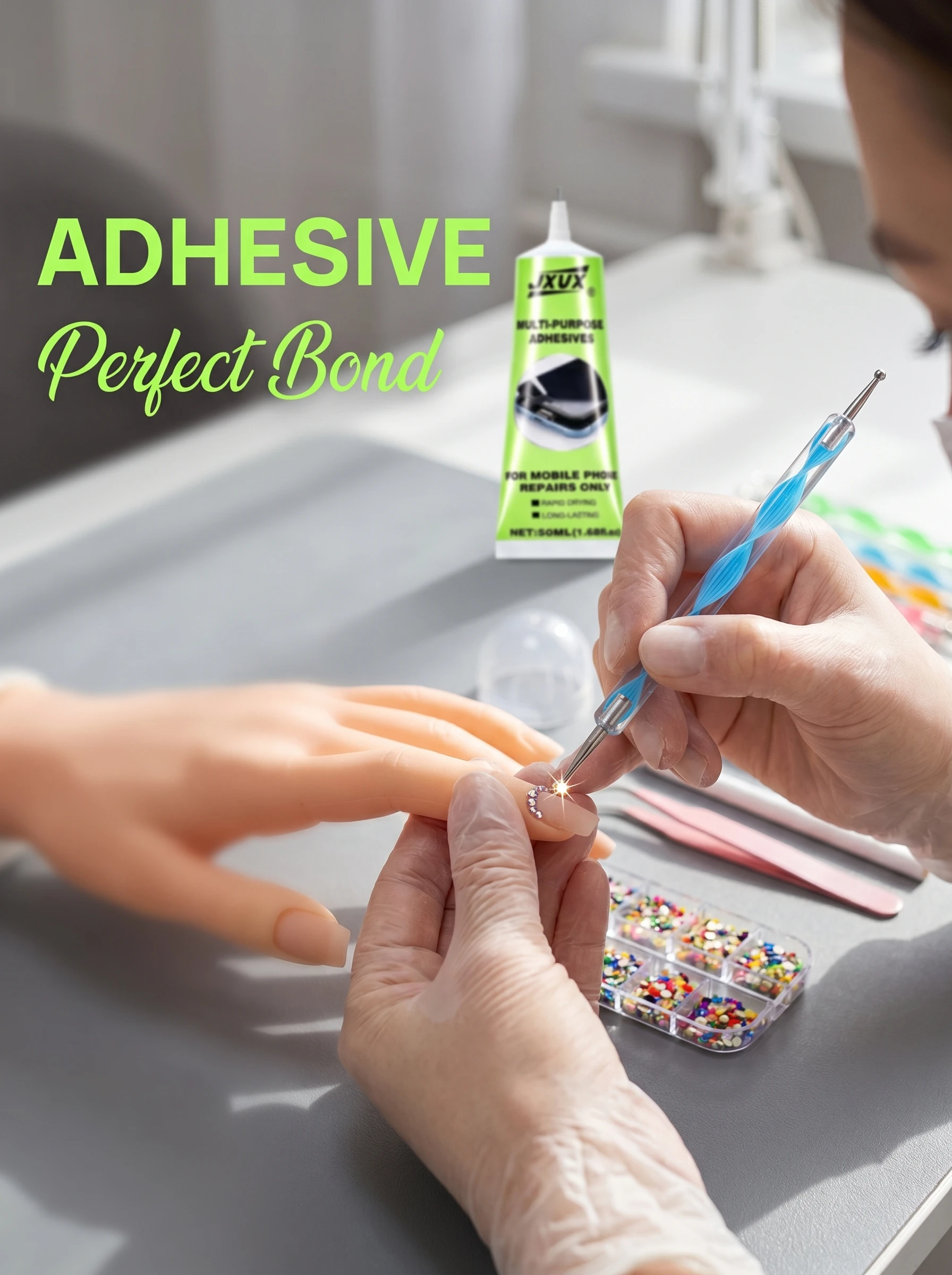 50 ml of transparent B7000 glue, quick-drying, non-yellowing waterproof glue, ideal for repairing mobile phone screens and for DIY crafts with rhinestone jewelry.