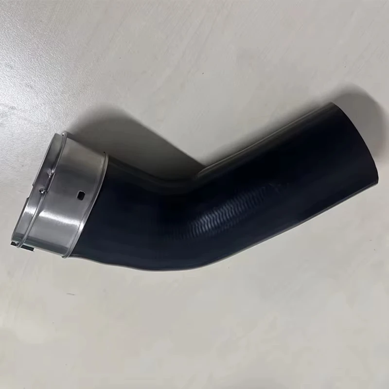 

31370286 31293562 Car Intercooler Charge Air Hose for Volvo C30 C70 V40 V50 S40 Boost Intake Pipe