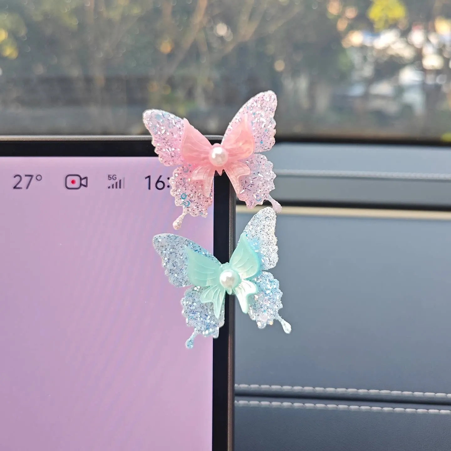 1PC New 3D Butterfly Car Ornament Creative Healing Cute Fresh Center Console Decor Universal Auto Interior Decor Accessories