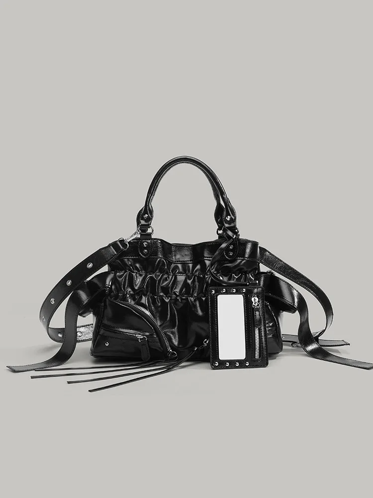 ريترو تصميم برشام حقيبة دراجة نارية 2025 جديد Sle فتاة باردة حقيبة كتف مفردة Faionable حقيبة كروسبودي للشباب الاستخدام غير الرسمي