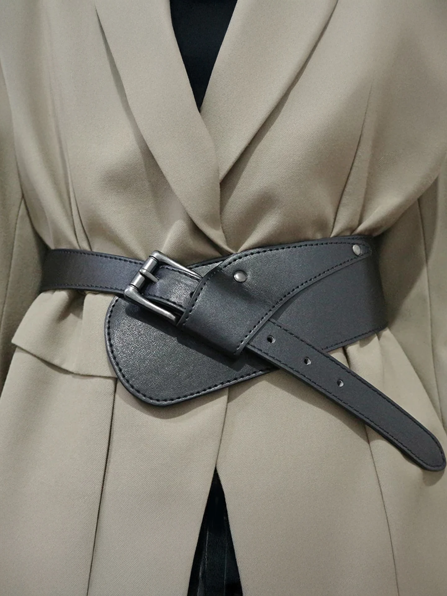 Fashionable Wide Belt Women's Waistband for Skirts Coats Sweaters Hanfu Personalized Ancient Style Outerwear Decoration