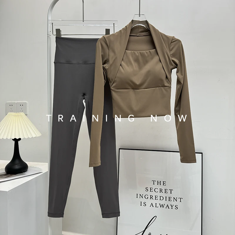 

High-end yoga clothing suit for women autumn and winter high-end professional fitness sports Pilates training long-sleeved 2025