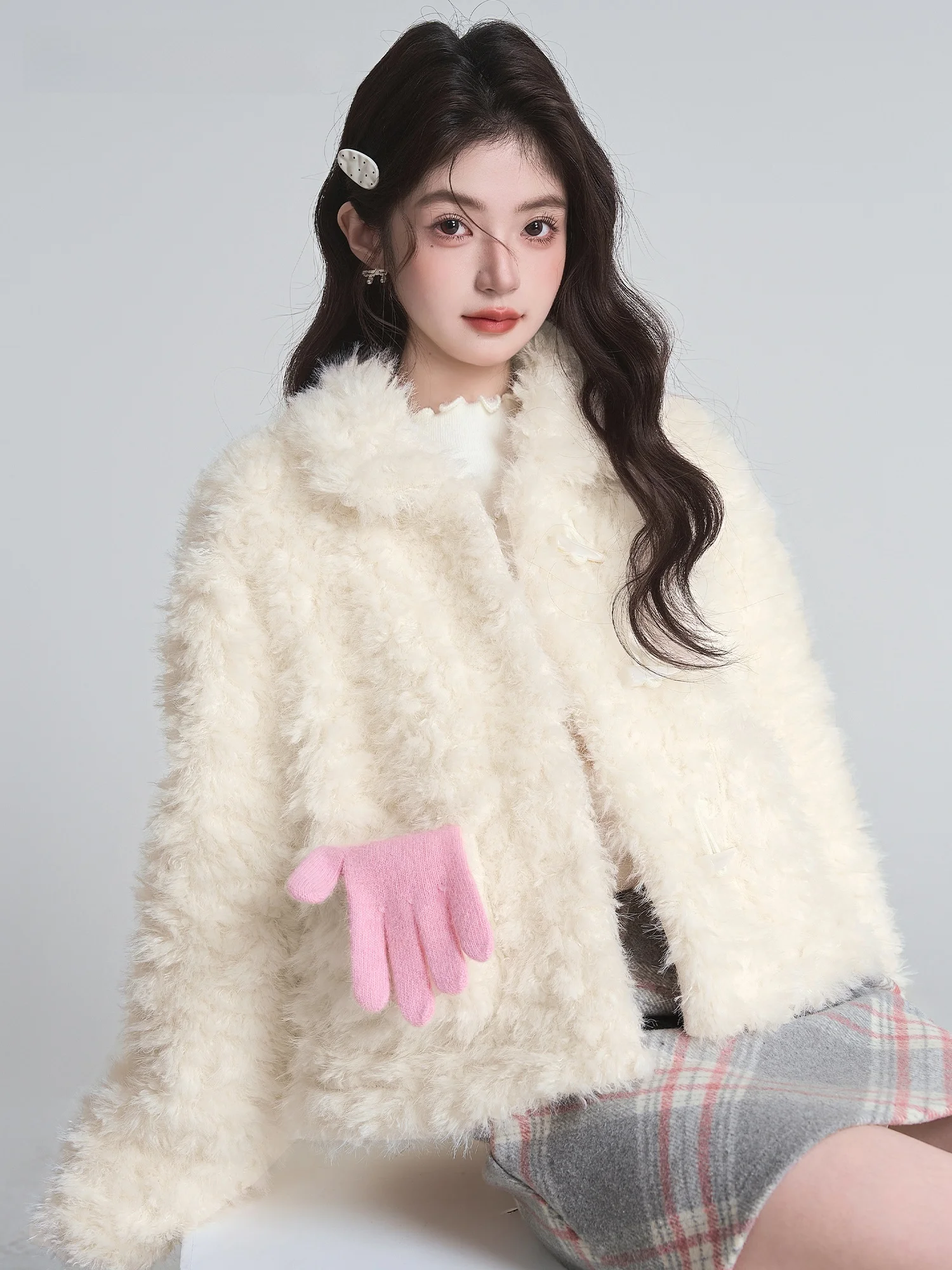 

Женская утепленная зимняя куртка La Chapelle из искусственного меха с пуговицами из рога и имитацией кожи