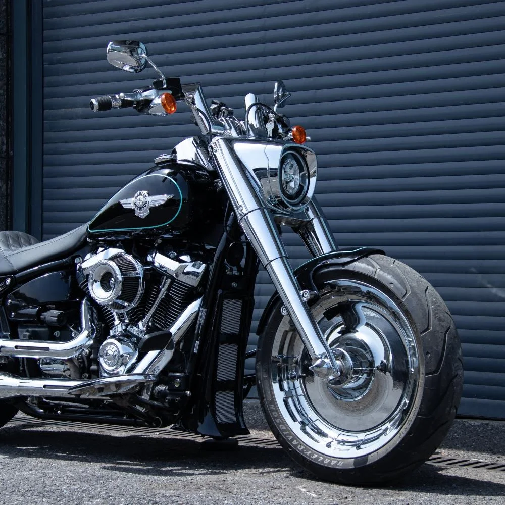 

STLF Motorcycle Short Front 18 Inch Fenders Refined Black Stripes Fender for '18-later Haley Original Softail Fat Boy Wheels