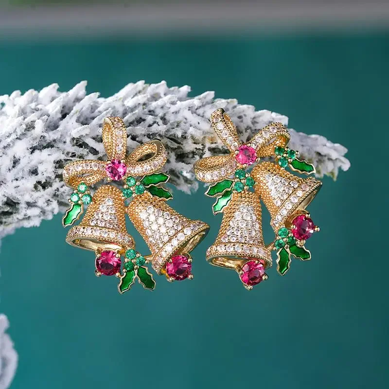 Huitan Ästhetische Weihnachts-Glocken-Ohrstecker für Damen mit Funkelnden Zirkonia, Eleganter Modeschmuck für Festliche Anlässe und Partys – Detail 4