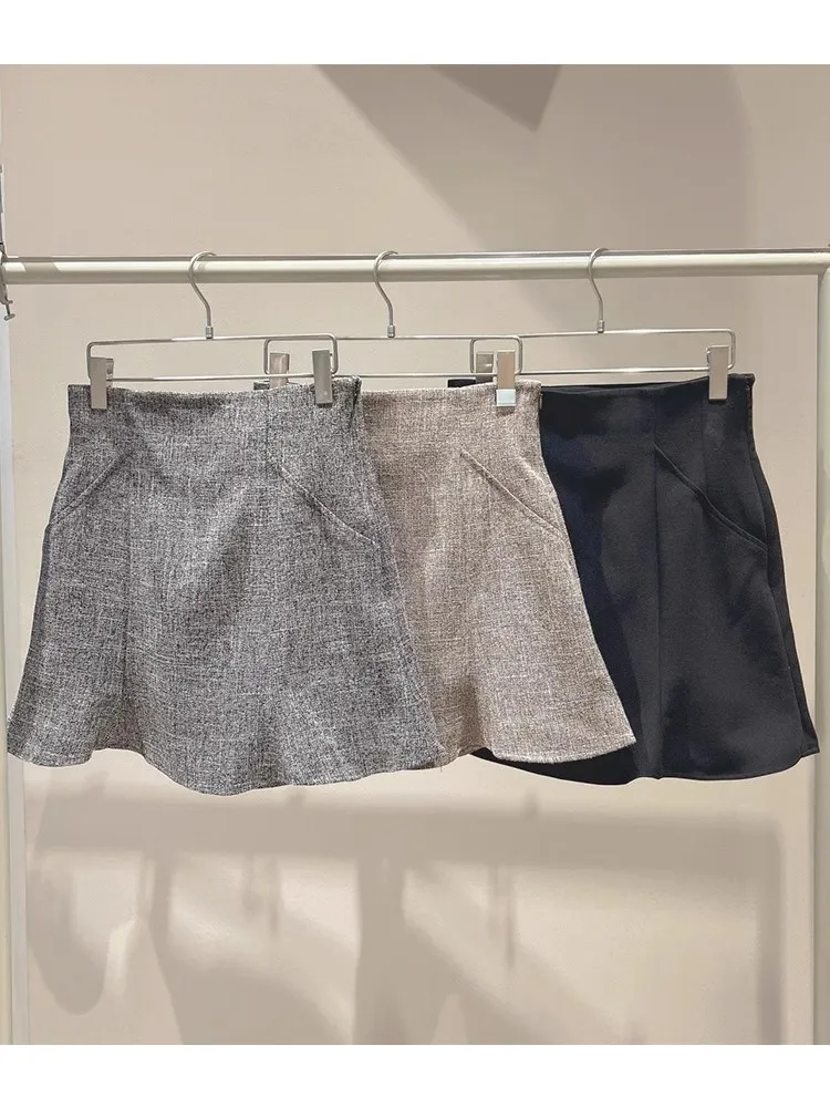 Fall 2024 New High Waist A-Line Fish Tail Short Skirt Pants Women's Sweet Versatile Japanese Style with Lace Design Casual Skirt