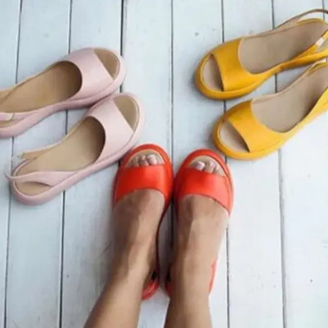 

Летние женские сандалии больших размеров: модные повседневные туфли на низком каблуке с одним ремешком, прямые поставки для дома