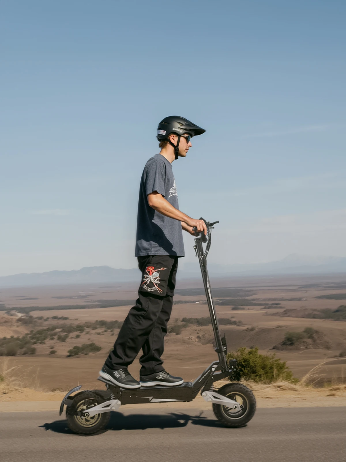 High Climb Elektroroller OOTD T10 11" 48V 13,5Ah 35 °   3 Geschwindigkeitsmodi, 50 km/h, faltbar, für Offroad