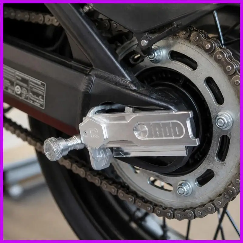 Aluminum motorcycle Chain Adjuster Swingarm Tension Tuner Racing for Motorcycle Maintenance