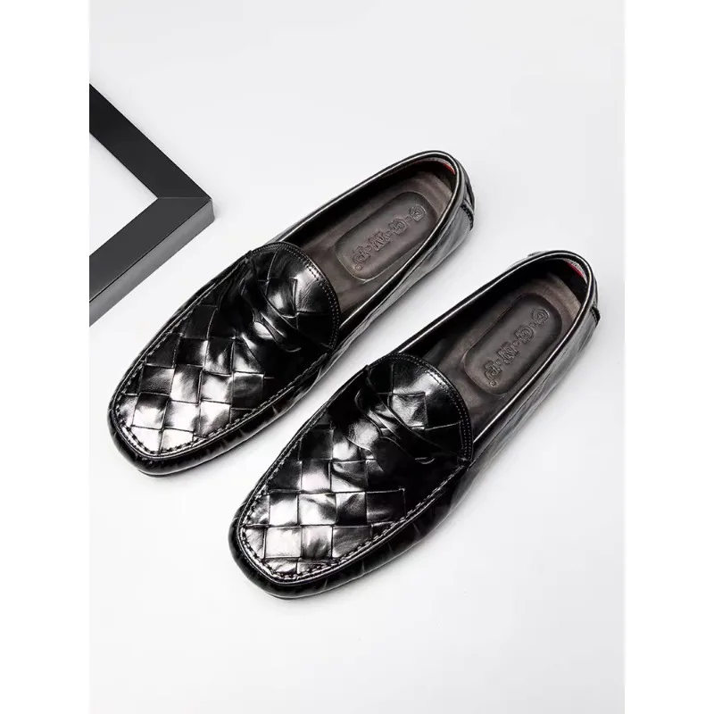 

2025 New Summer Mens Leather Slip On Shoes Comfortable Loafers Casual Driving Shoes Lightweight