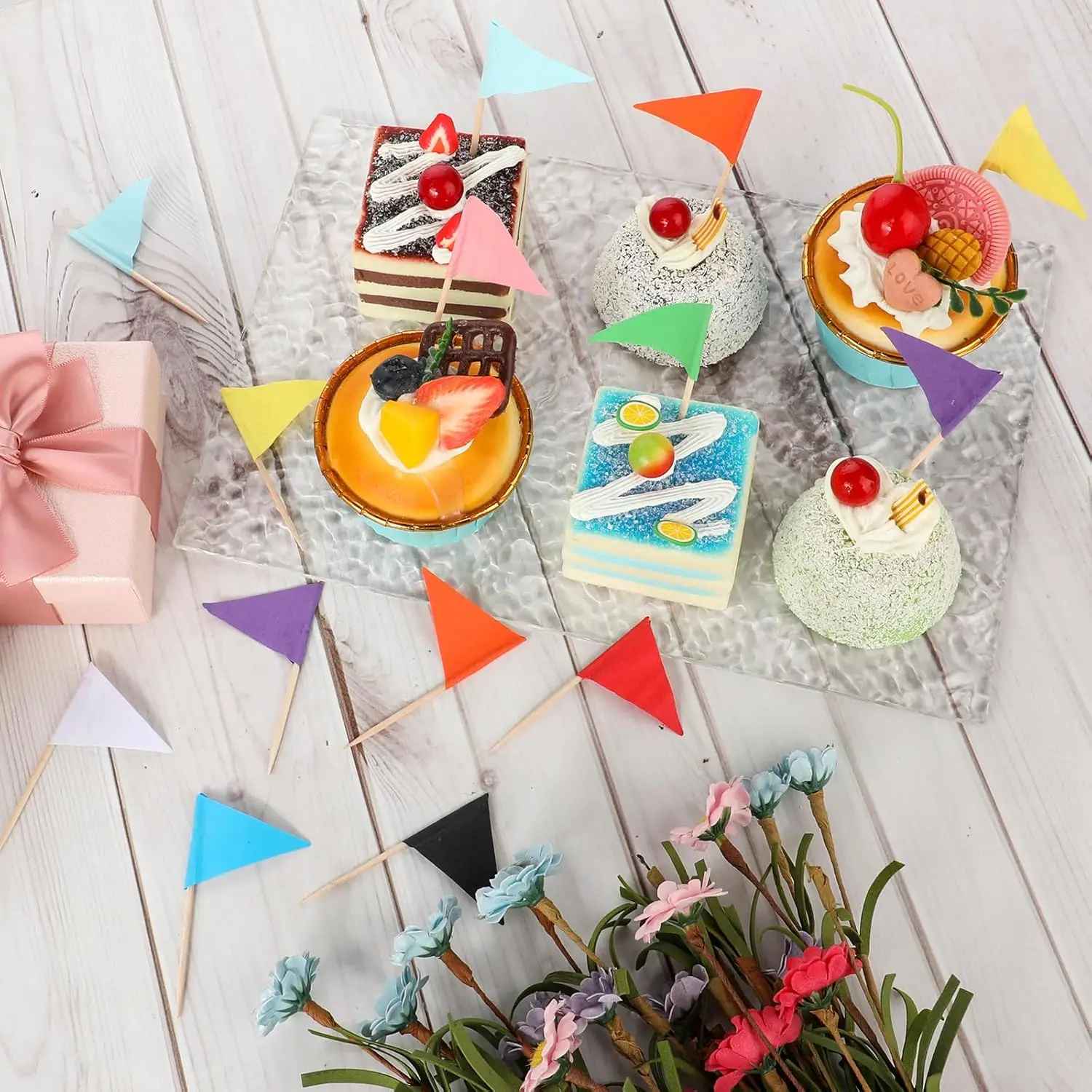 100 Pcs Solid Color Toothpick Flags Mini Small Triangle Stick Golf Cupcake Toppers Sticks Blank Flag Fruit Cheese Markers Flags