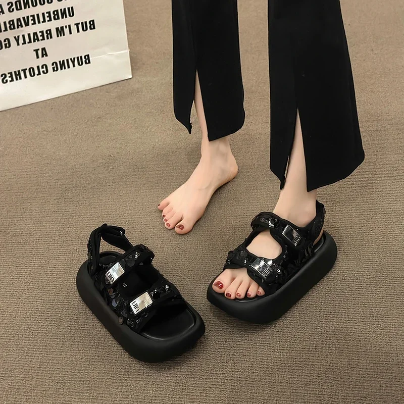 Женские сандалии с пайетками, 35–40, удобные спортивные сандалии на липучке с толстой подошвой и открытым носком, с одной пряжкой и ремешком, повседневная пляжная обувь