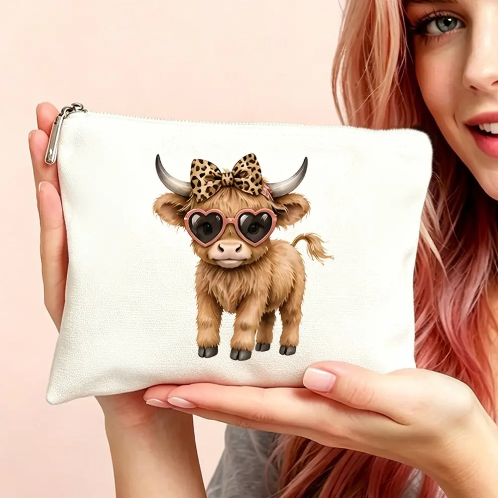 Highland Cow Leopard Print Bow Cosmetic Bag Suitable for Women Zipper Closure Toiletry Pouch Gift Mom Daughters Travel Birthdays
