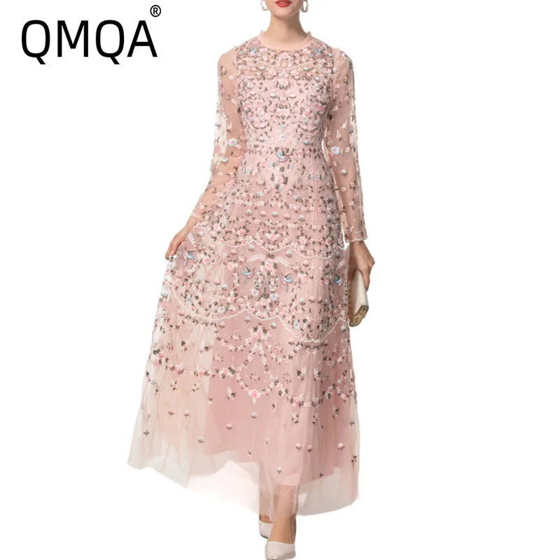 QMQA  Fashion Women's Evening Dresses O Neck Long Sleeve Hollow Out Embroidery Elegant Maxi Dress 2025 Female Clothing 1A223