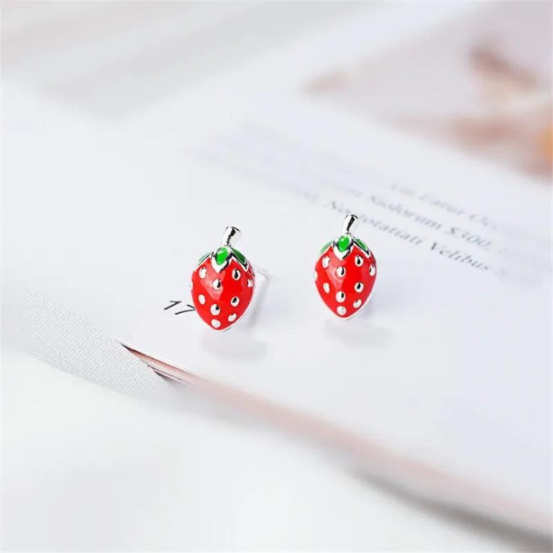 Fashion Exquisite Cute Strawberry Creative Fruit 925 Sterling Silver Jewelry Epoxy Plant Popular Women Gift Stud Earrings   E043