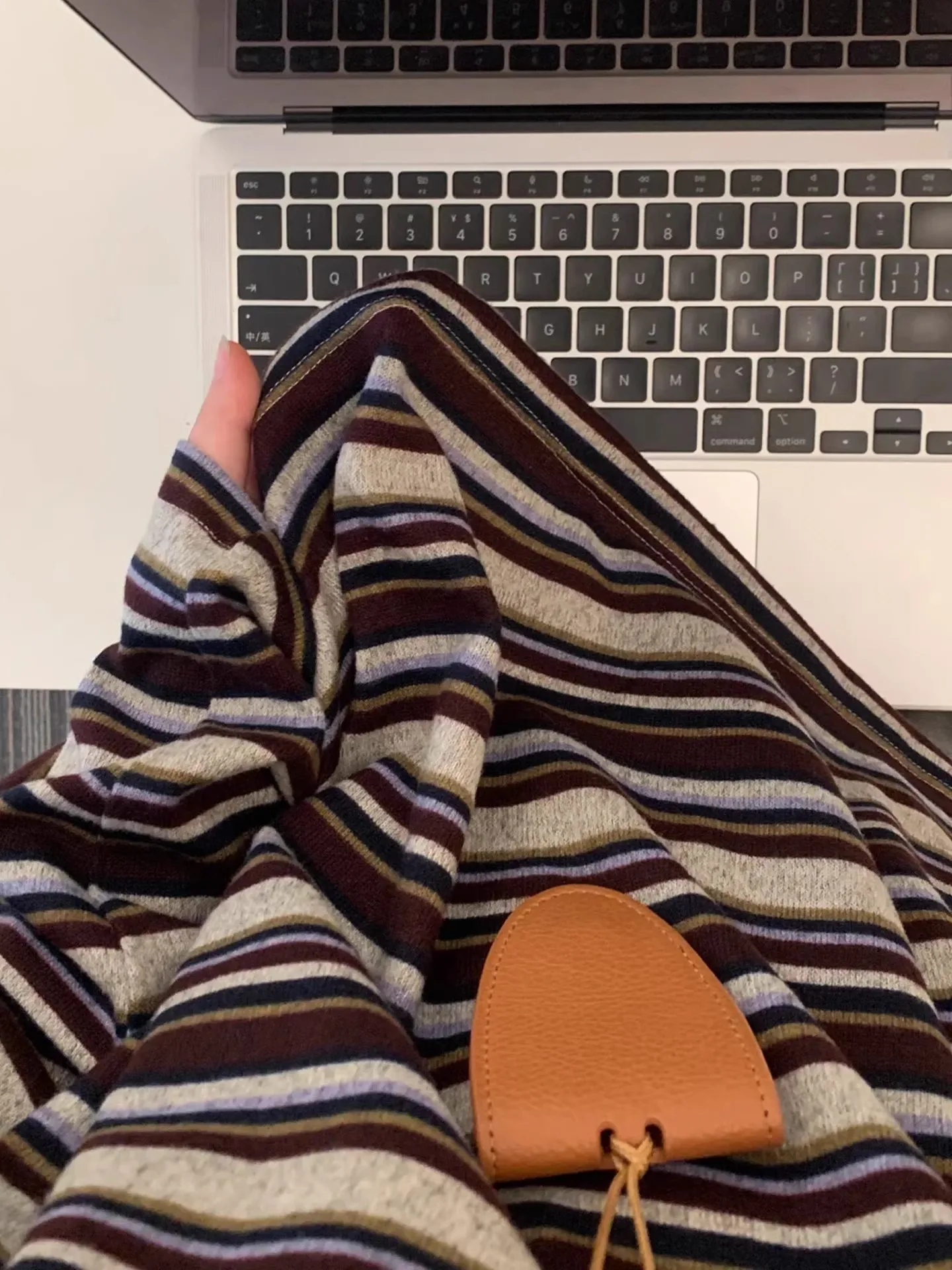 

Loose Fit Retro Striped Long Sve T-irt Women's Autumn Winter Casual round Ne Base irt Top Korean Sle Lazy Faion