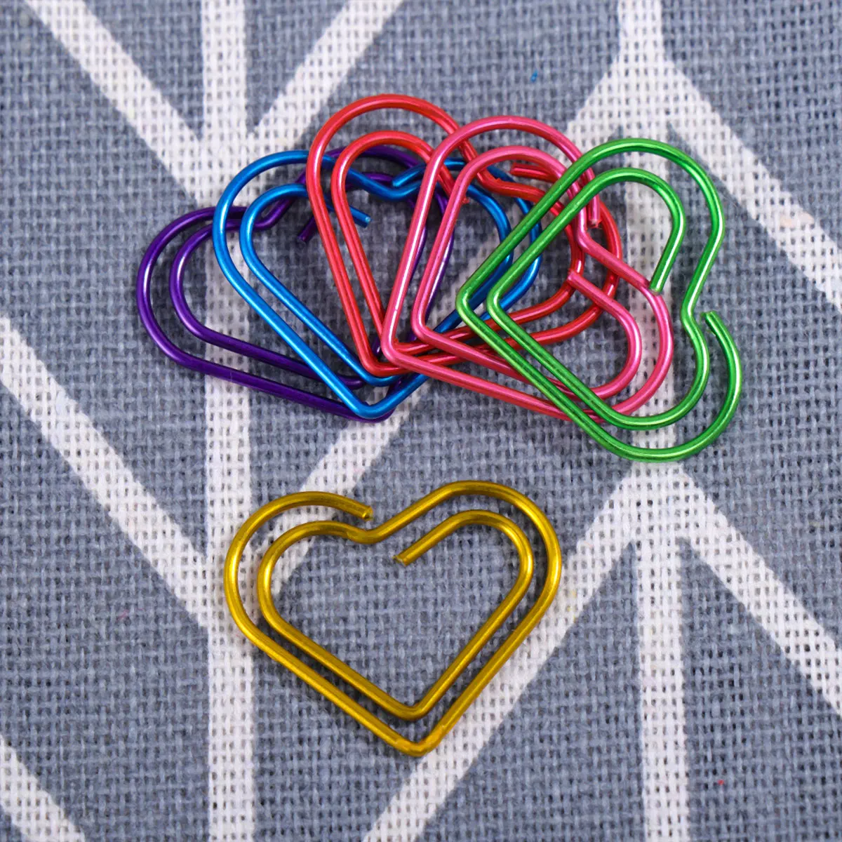 

12 Pcs Love Paper Clip Color Paperclips Heart Colored Metal Creative Heart-shaped Bookmark