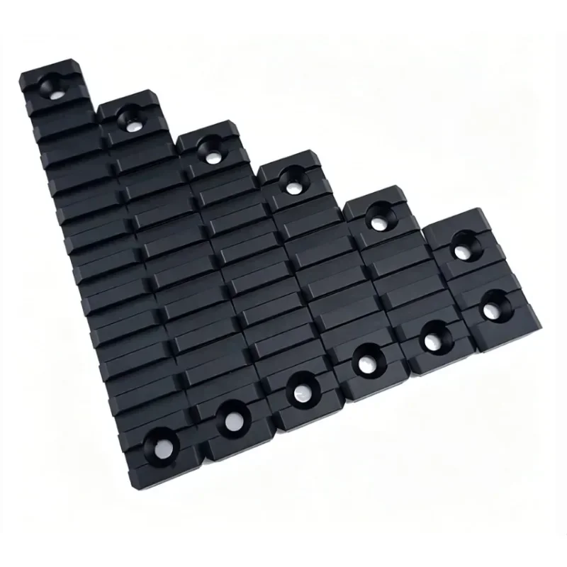 Taktische 20-mm-MLOK-Metallschiene, CNC-gefräste Schienenabschnitte, universelles Zubehör für Spielzeug-Handschutzvorrichtungen für den Außenbereich – Detail 7