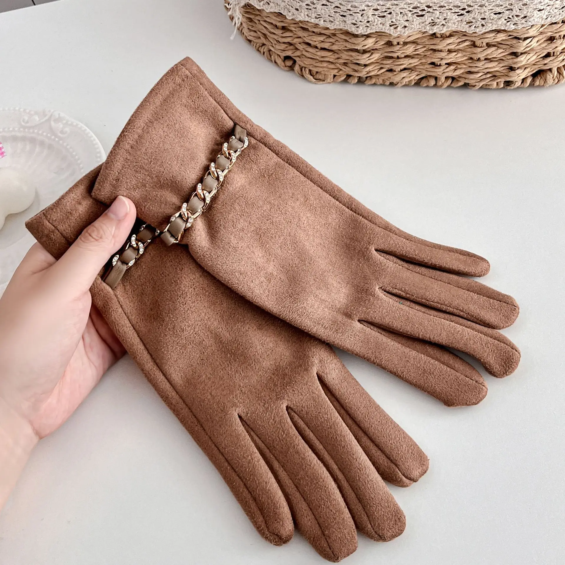 New Chain Autumn and Winter Gloves Korean Version Women's Touch Screen Warm, Windproof, and Cold Proof with Thickened Fleece