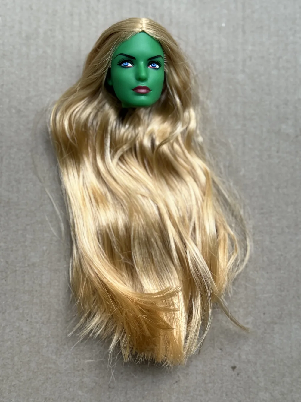 Cabezas de muñeca para muñeca de 30cm, tono de piel verde, Color de pelo negro, dorado y rojo, juguetes DIY, regalos de cumpleaños, 1/6