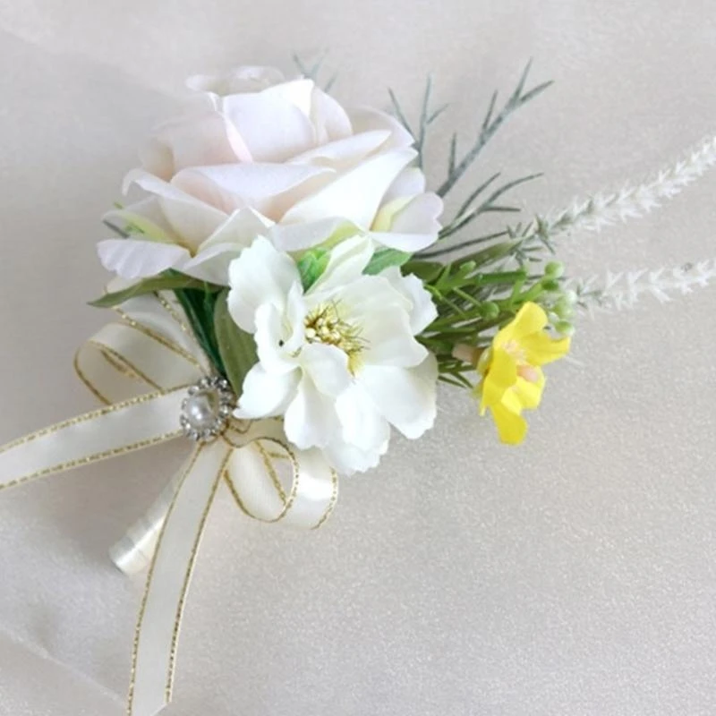 8Pcs Wedding Party Boutonniere Handmade Florals Pin for Groomsmen Bridesmaids Elegant Bride and Groom Corsages Ornament 15UB