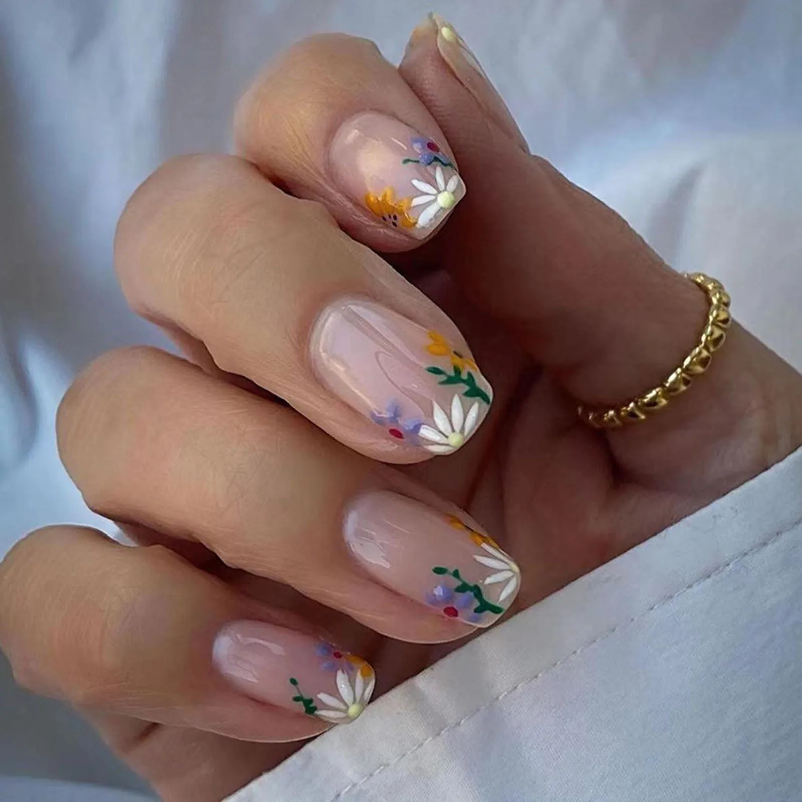 Square False Nails with Flower Leaf Printed Charming Comfortable to Wear Manicure Nails for Stage Performance Wear