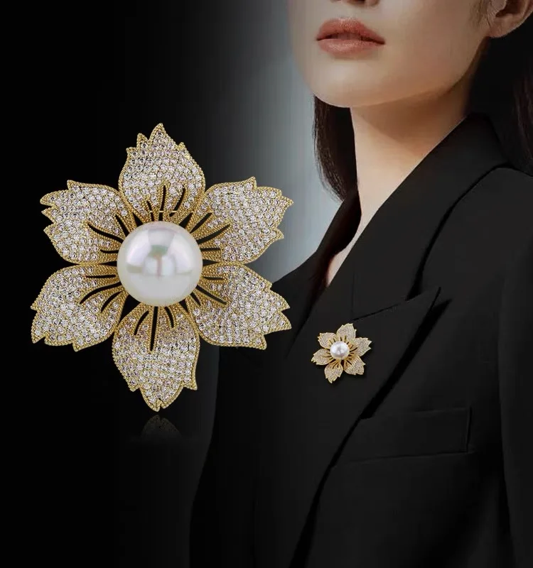 Rhinestone Bauhinia เข็มกลัดสําหรับหญิงสาว Elegant เลียนแบบเพิร์ลผีเสื้อดอกไม้ Corsage ปุ่มเสื้อสเวตเตอร์ถักเครื่องประดับ