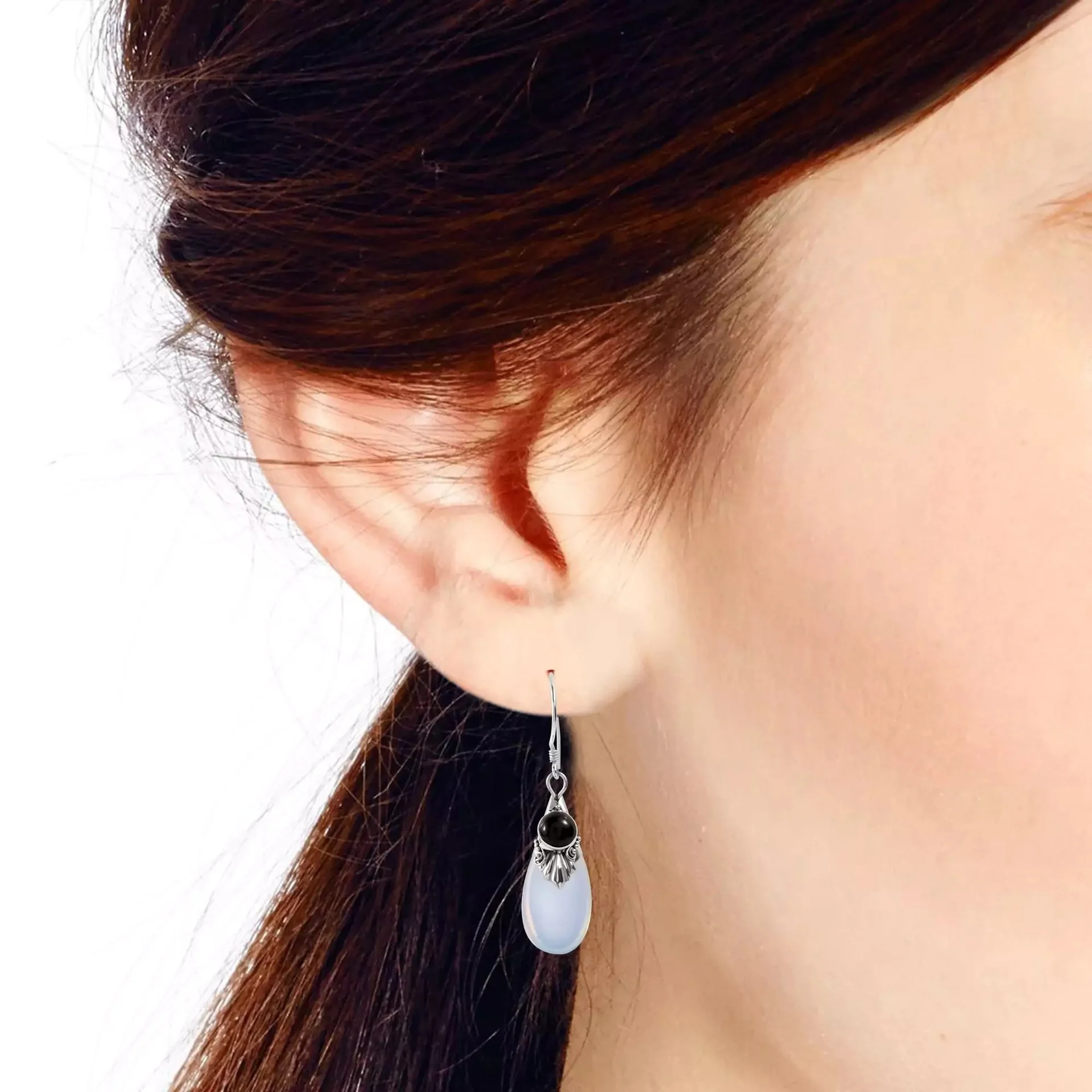 New S925 sterling silver white moonstone pear-shaped earrings pendant hot sale