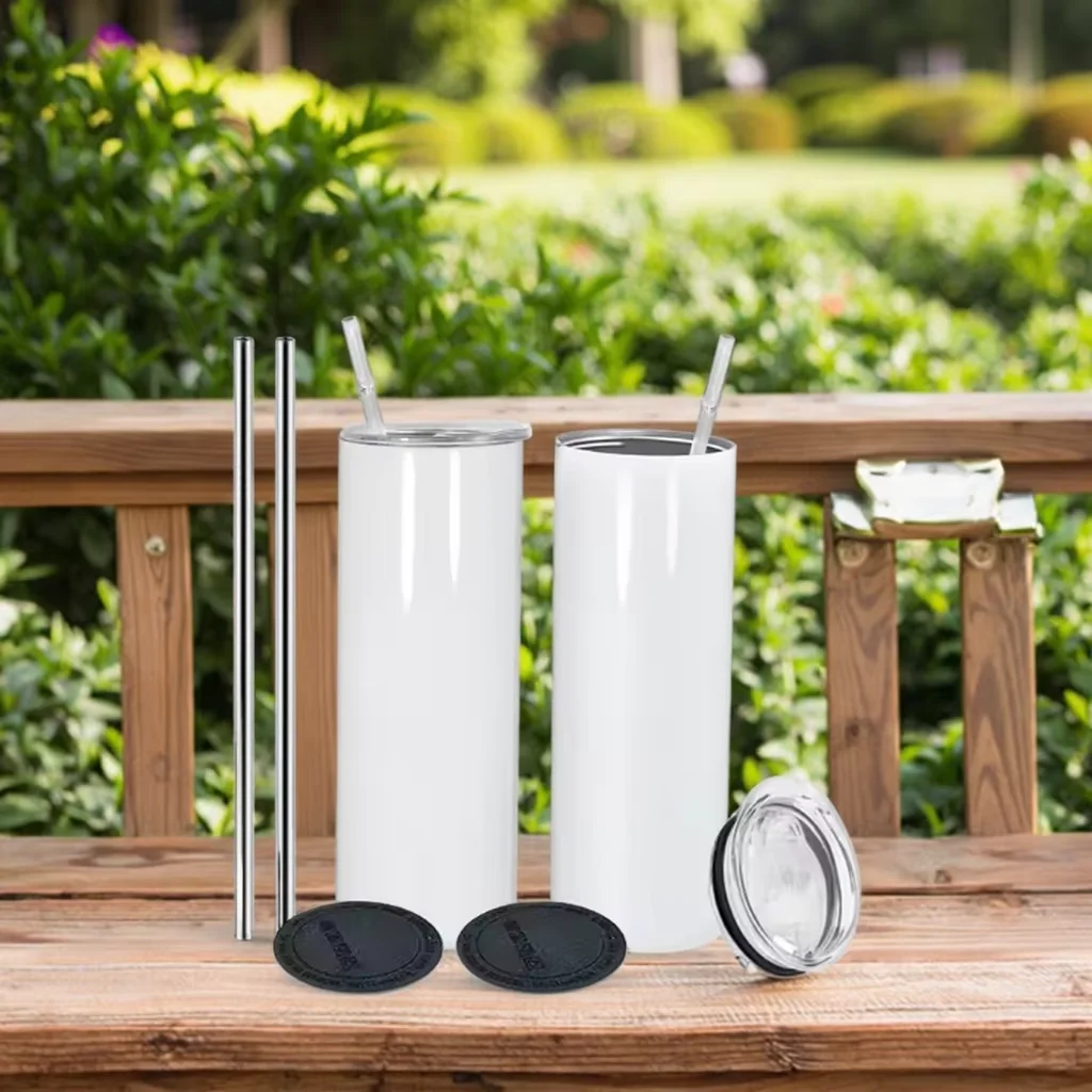25 шт. в упаковке, 20 унций, сублимационный белый стакан с двойными стенками из нержавеющей стали, прямой узкий стакан с пластиковой металлической соломой и резиновым дном Hu