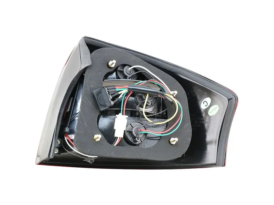 Produzione di vendita diretta di luci posteriori interne ed esterne Fanali posteriori modificati con rosso/affumicato per Audi A6 2001-2004 LHD e RHD