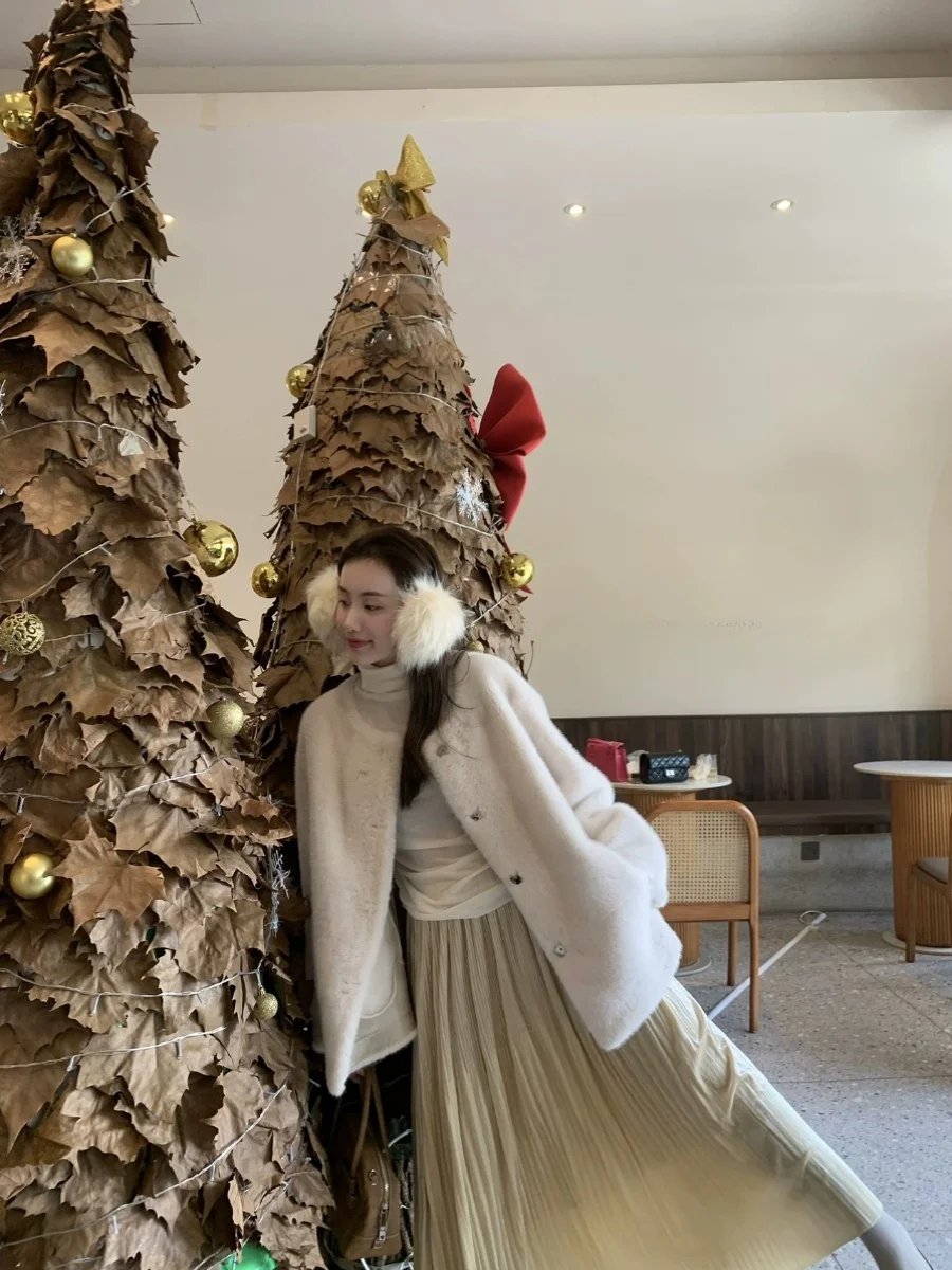 

White Fluffy Soft Iouiou2024 Autumn Winter Faux Mink Jaet Women's Faion Luxury Coats Outerwear Gentle Ele Sle