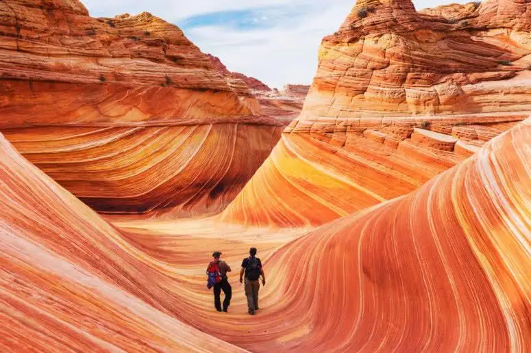 

1:10 Hard Plastic Body Shell Kit 275mm Wheelbase JEEP Cherokee XJ Unpainted DIY for 1/10 RC Crawler Car RC4WD D90 D110 TF2 MST