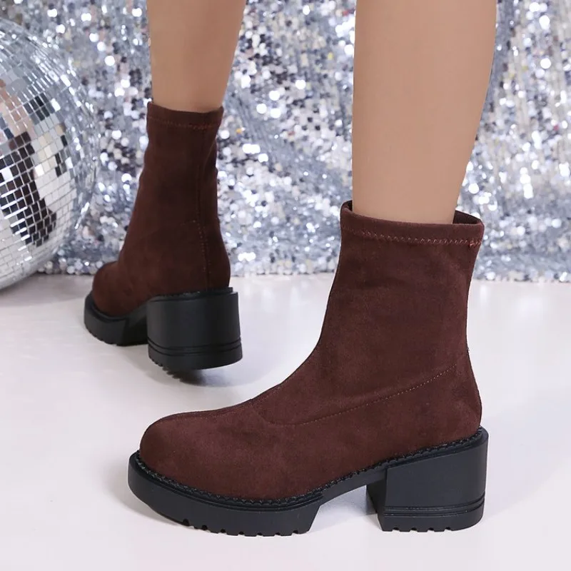 2026 Fashion Boots Autumn New Round Toe Suede Cover Foot Platform Non-slip Wear-resistant Block Heel Short Boots 35--42_voghion.com