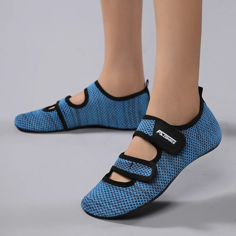 Wasserschuhe für Damen, schnell trocknende Aqua-Socken, Schwimmen, Strand, Barfuß, Yoga, Übungskleidung, Sportzubehör, Pool, Camping, Slip-on – Detail 2