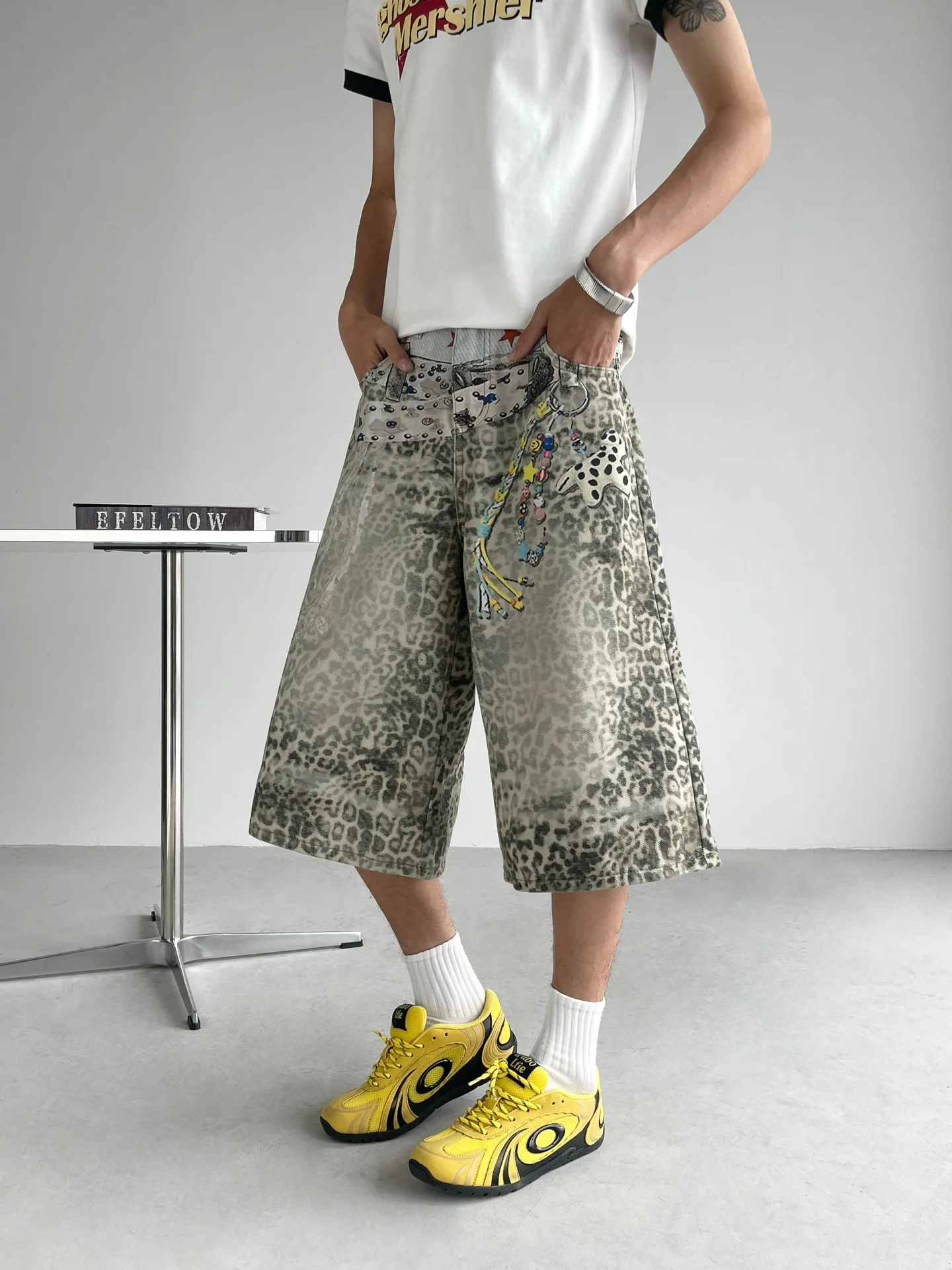 

Retro American Streetwear 3D Print Leopard Pattern Workwear Seven-Foot Jeans Men Summer Design Loose Leg Casual Denim Shorts